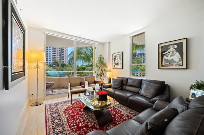 Building Photo - 888 Brickell Key Dr