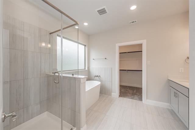 Building Photo - 224 Gardenia Dr