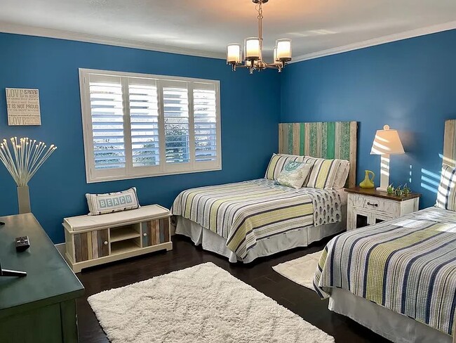 Building Photo - 5037 Terramar Way