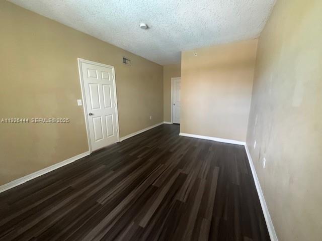 Building Photo - 140 SW 117th Ave