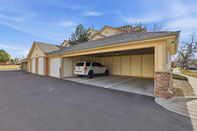 Building Photo - $1,690.95, 2-bed, 2-bath condo in a gated community with a washer/dryer.