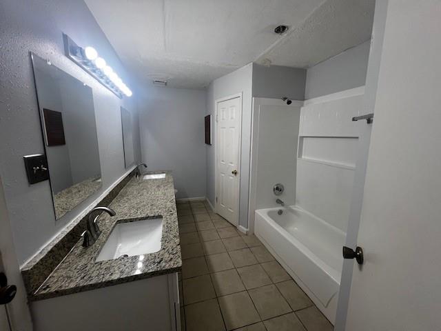 Building Photo - 3102 Hirschfield Rd