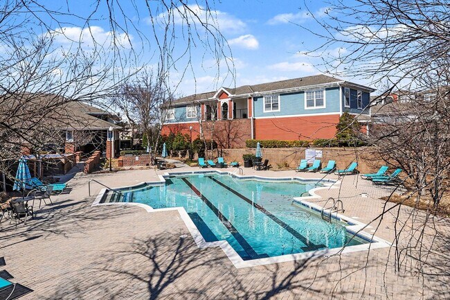 Building Photo - Beautiful 4-Bedroom End-Unit Townhome in West Cary | Open Floor Plan | Prime Location