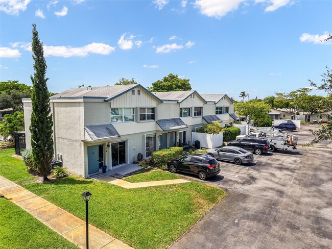 Building Photo - 3001 NW 4th Terrace