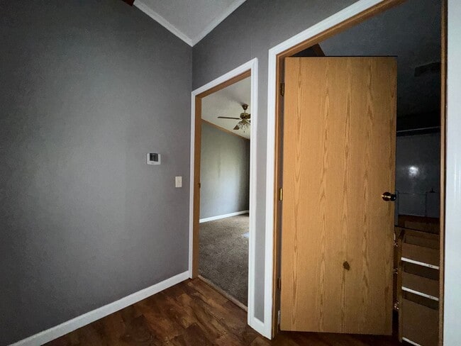 Building Photo - 3 Bedroom Home located near Ruby's Landing...