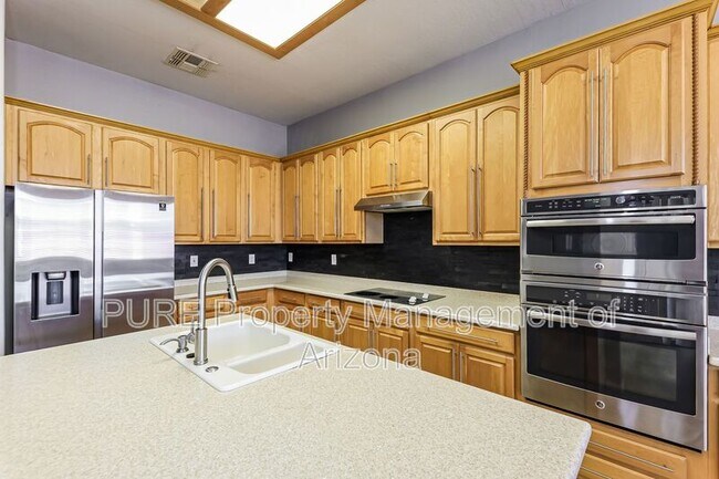 Building Photo - 16812 W Northampton Rd