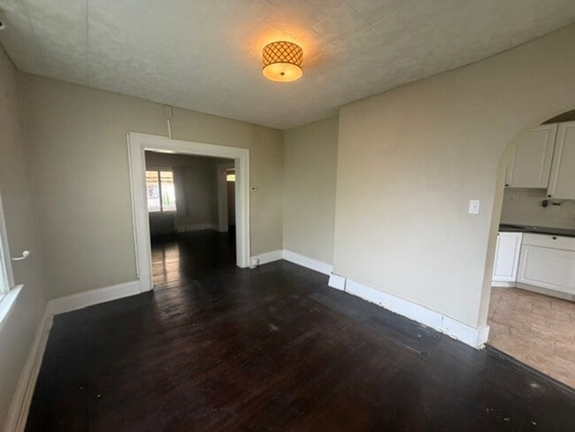 Building Photo - 75 Craighead St