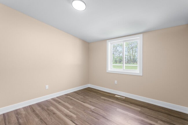 Building Photo - 4567 S Wozniak Rd