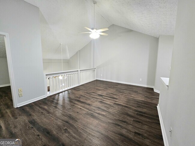 Building Photo - 2734 Highland Ridge NW