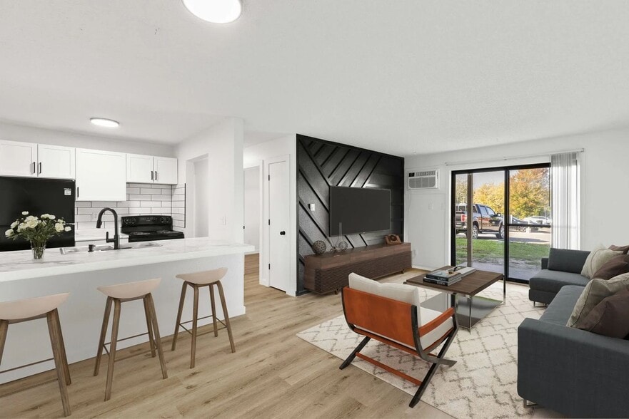 Interior Photo - Cypress 1 (East Ridge)