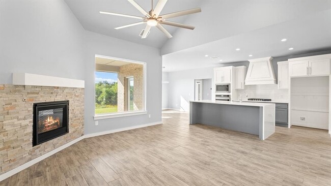 Building Photo - 17859 Salem Rd