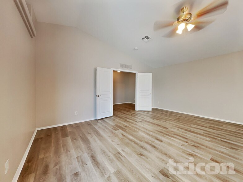 Building Photo - 12367 W Turney Ave