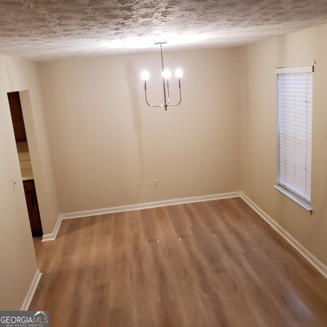 Building Photo - 5871 N Castlegate Dr