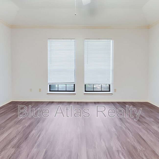 Building Photo - 5727 Ridgerock Ct