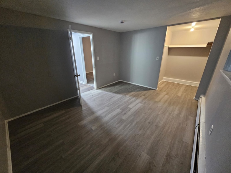 Building Photo - 13540 Superior Rd