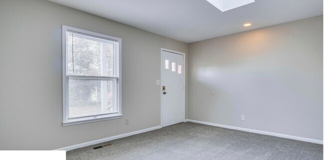 Building Photo - 814 Franklin St