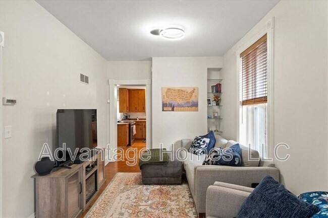 Building Photo - 4523 Wyoming St