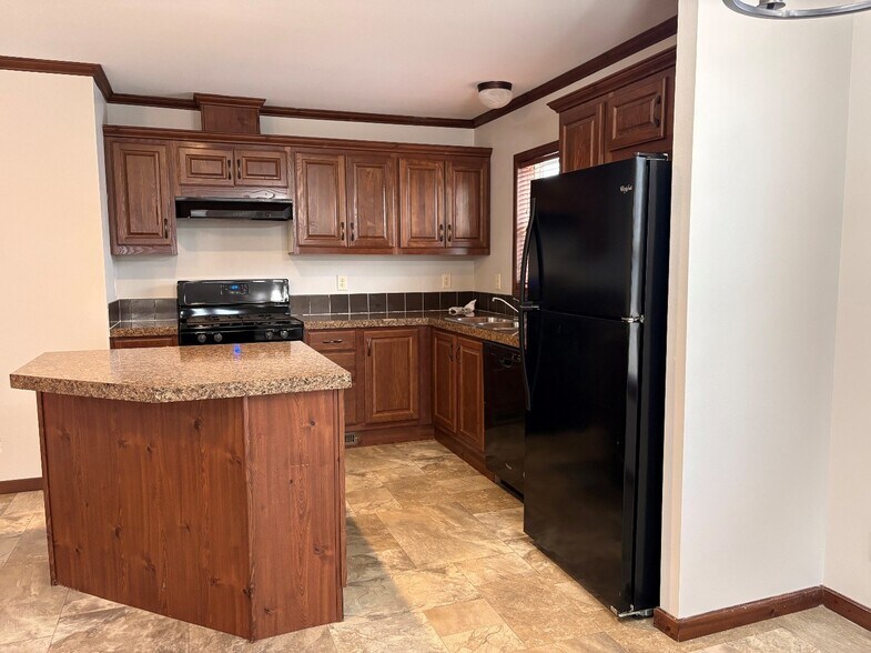 Building Photo - 2200 Winter Park Dr