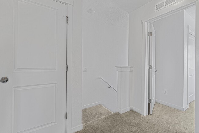 Building Photo - 5987 S Jessenia Ln