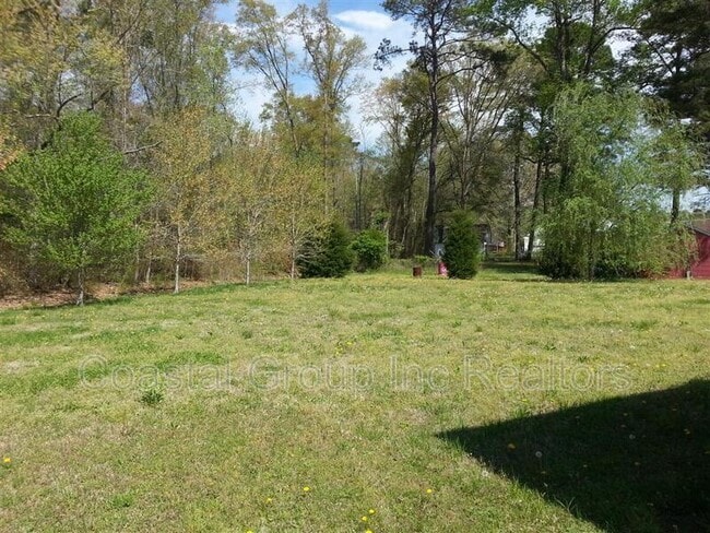 Building Photo - 620 Annaka Loop