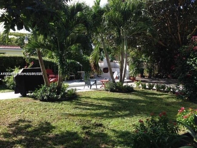 Building Photo - 274 NW 92nd St