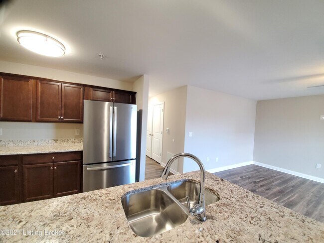 Building Photo - 3500 College Dr