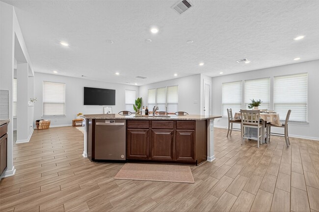 Building Photo - 15510 Birchdale Dr