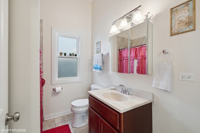 Building Photo - 2759 W Francis Pl