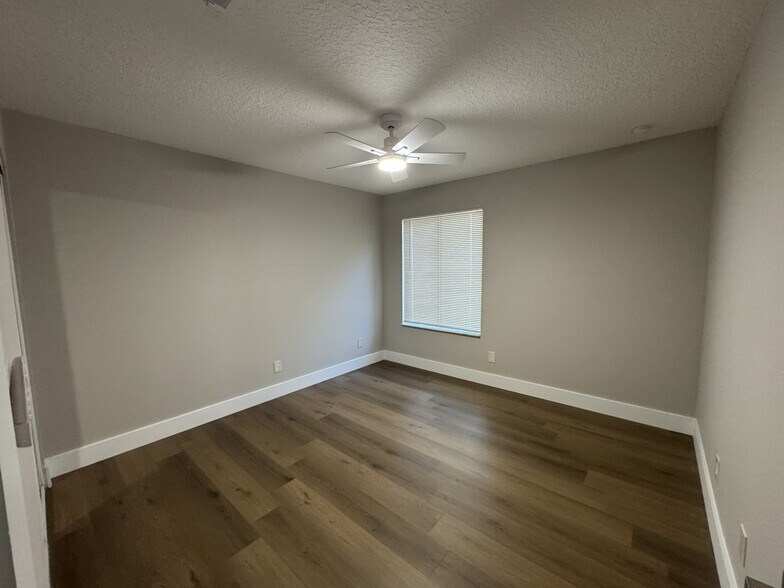 Guest Bedroom - 198 White Fawn Dr