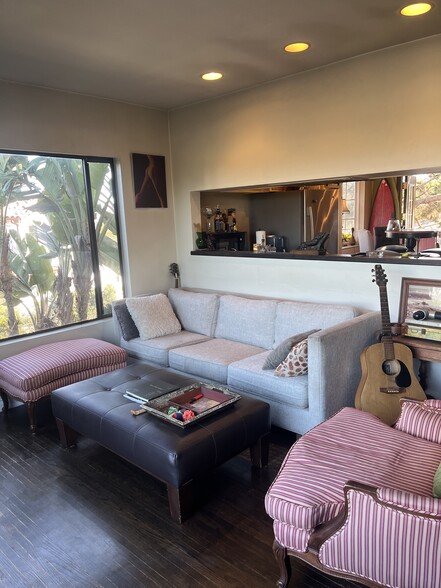 Building Photo - 7221 Earldom Ave