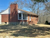 Building Photo - 17 Pound Rd