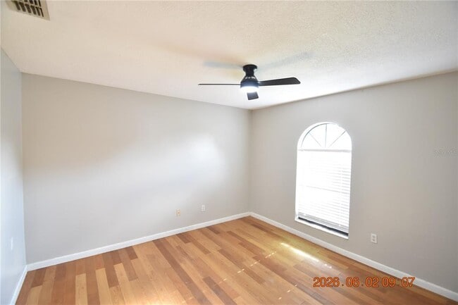 Building Photo - 23223 Club Villas Dr