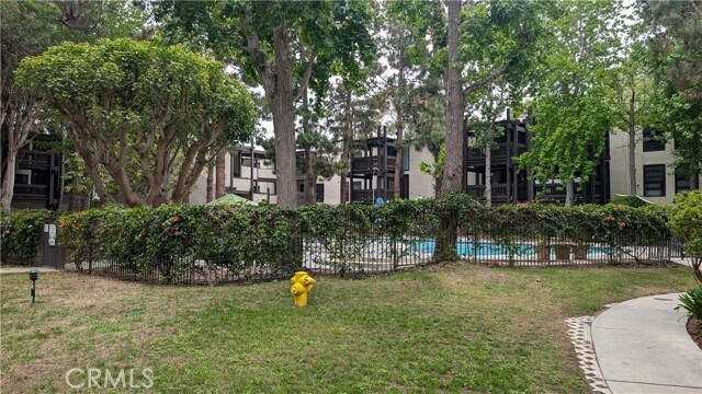 Building Photo - 8640 Gulana Ave