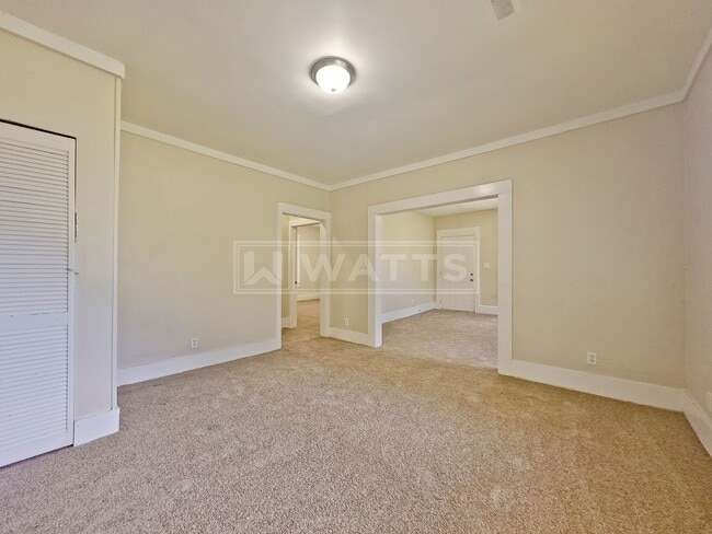 Building Photo - 134 69th Pl N