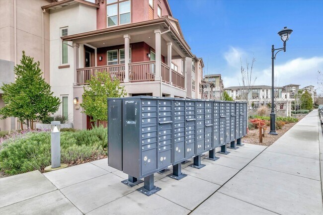 Building Photo - Wow! What a Great Home! Available Soon!