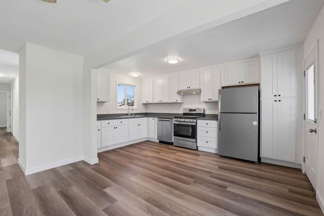 Building Photo - Recently Upgraded 3 Bedroom Home in San Jose