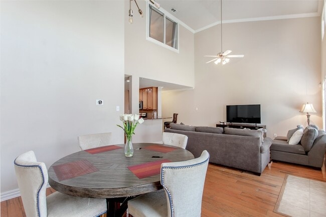 Building Photo - 1173 Landon Ln