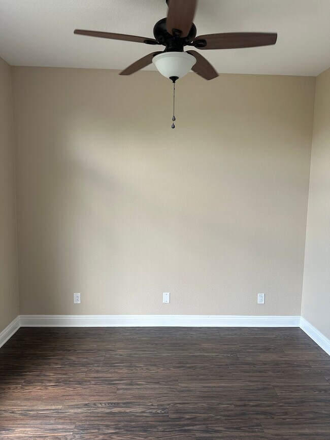 Building Photo - Centrally Located 2 Bedroom & 2 Bathroom Townhome w/ Garage in Cabo Bahia Community