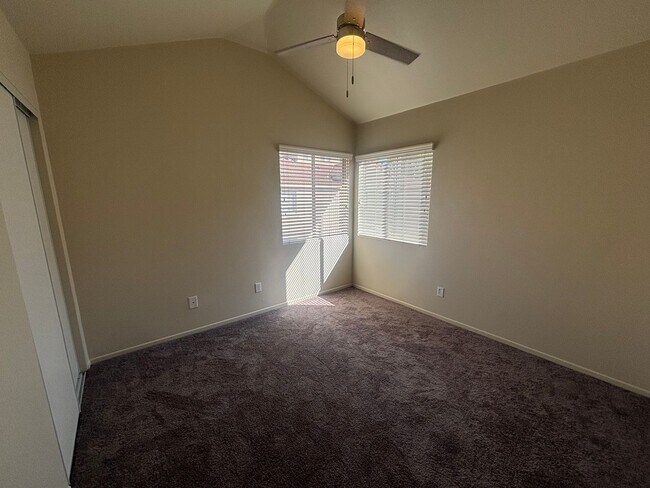 Building Photo - Charming 3-Bedroom Condo with Community Po...