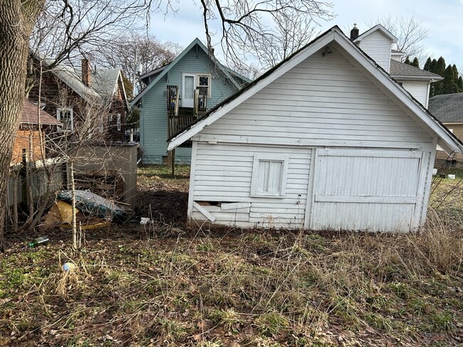 Building Photo - 138 S Francis Ave