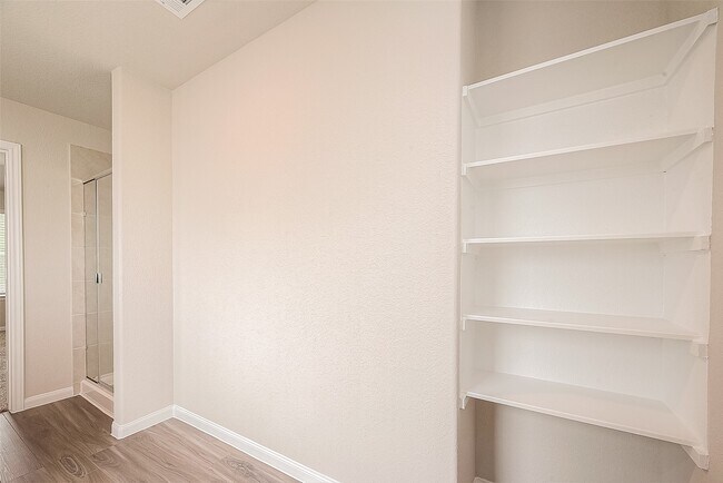 Building Photo - 2335 Tavo Trails Dr