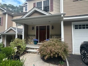 Building Photo - 6 Murphys Ln