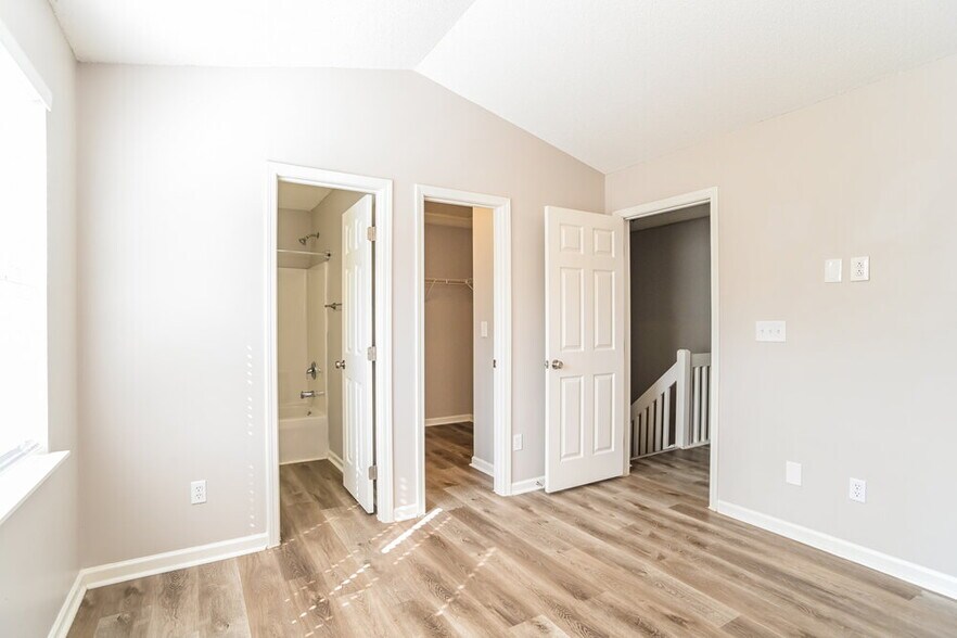 Building Photo - 5966 Cougar Ln