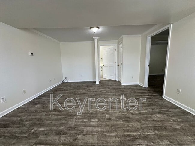 Building Photo - 379-377-A Robertsville Rd