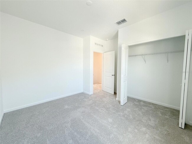 Building Photo - 1975 Stake Out Wy