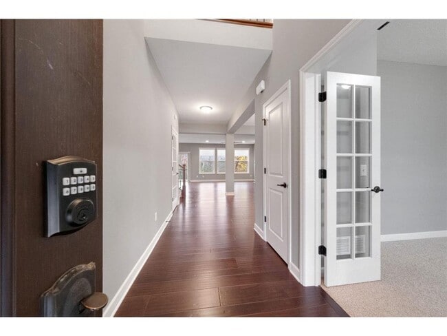 Building Photo - 16810 51st Pl N