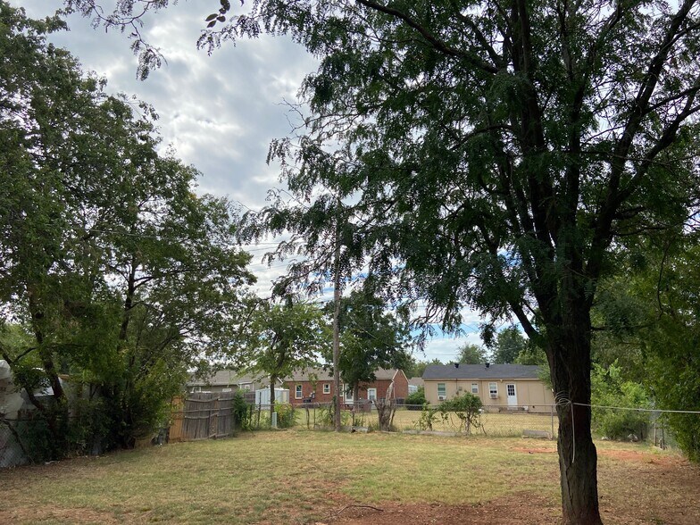 Building Photo - 616 NW 92nd St