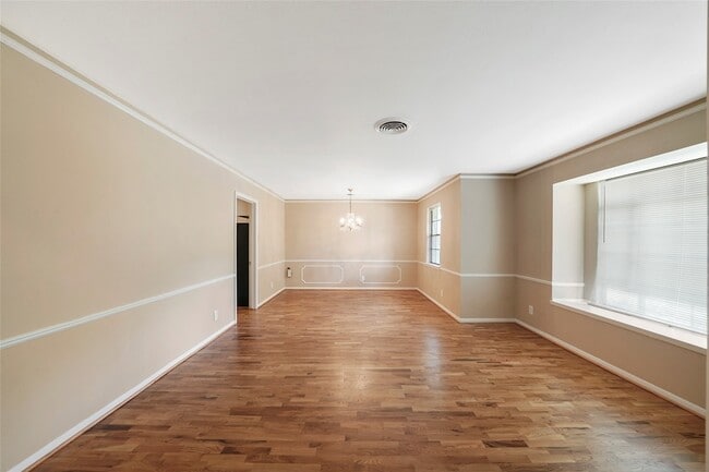 Building Photo - 4406 Rosebay Dr