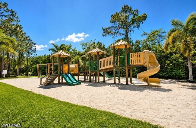 Building Photo - 8265 Ibis Club Dr