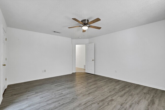 Building Photo - 206 Bobbie Ann Ct